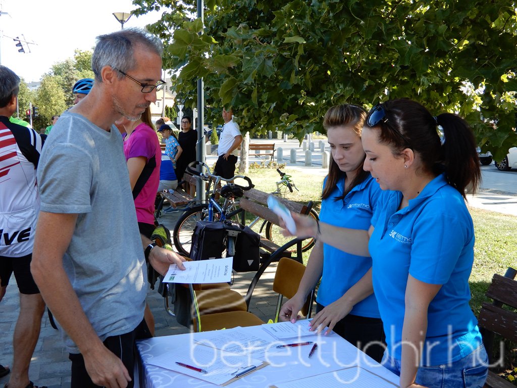 Kerékpártúra az autópályán 05